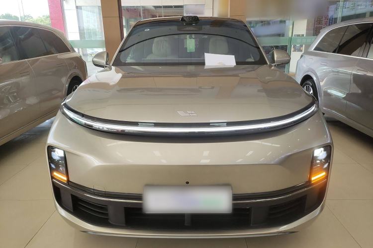 Used Li Auto L8 2024 Ultra Model
