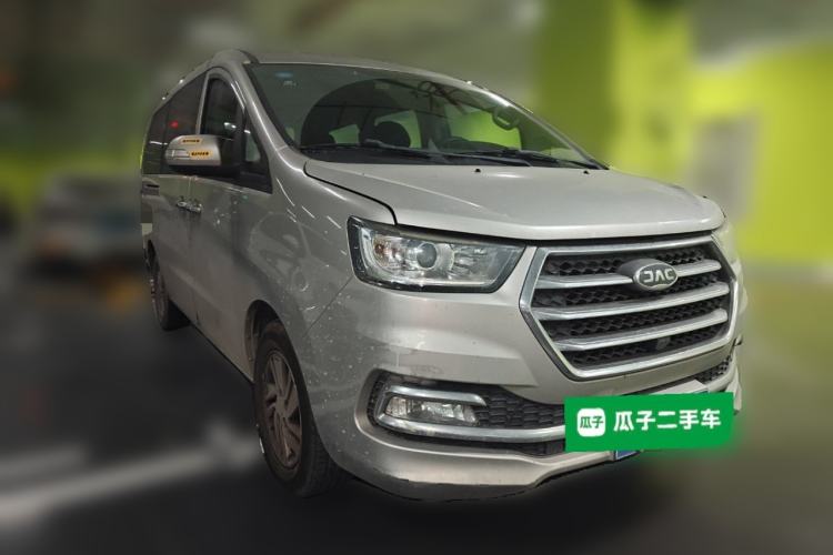 Used JAC Refine M4 2019 Business & Travel Series 2.0L Manual Speed Edition China VI Standard
