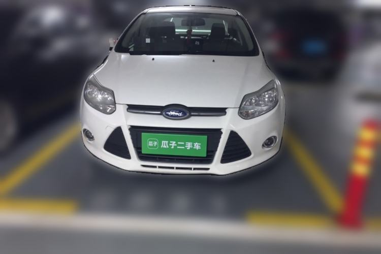 Used Ford Focus 2012 Sedan 1.6L Manual Fashion Edition
