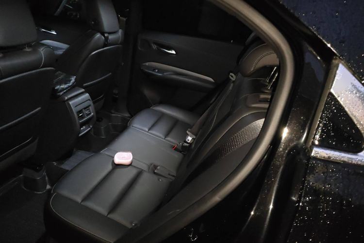 Used Cadillac XT4 2018 28T Two-Wheel Drive Leading Version