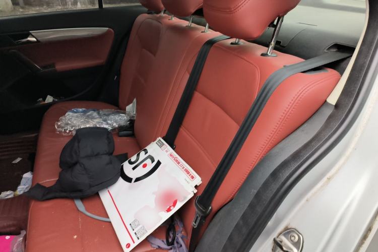 Used Volkswagen Lavida 2013 1.6L Manual Fashion Edition