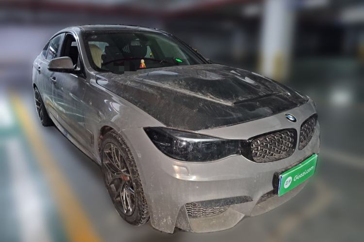 Used BMW 3 Series GT 2017 330i xDrive M Sport Front Right 45 Deg