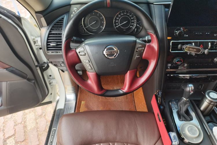 Used Nissan Patrol 2017 4.0L XE Middle East Version Steering Wheel
