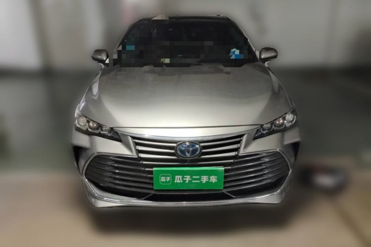 Used Toyota Avalon 2019 Dual-Engine 2.5L XLE Prestige Version China VI Standard Front