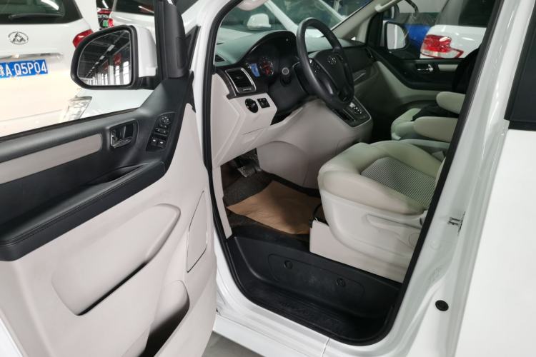 Used SAIC MAXUS G10 2018 PLUS 2.0T Automatic Smart Edition
