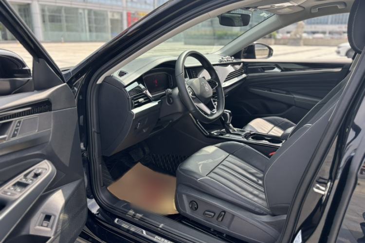 Used Volkswagen Passat 2023 330TSI Starry Elite Edition
