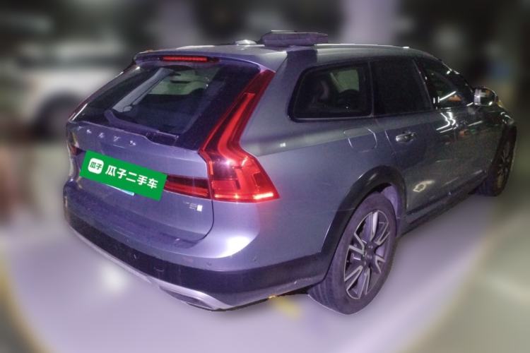 Used Volvo V90 2017 Cross Country T5 AWD Prestige Edition Rear Right 45 Deg