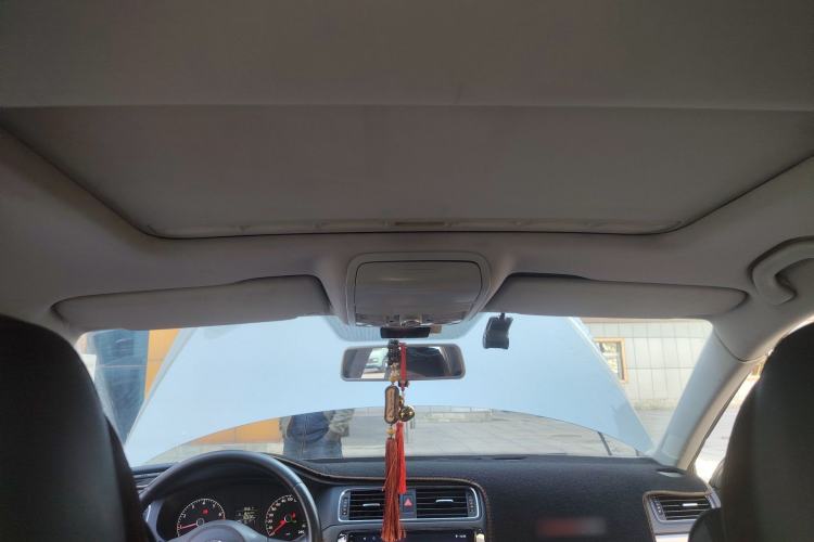 Used Volkswagen Sagitar 2014 1.6L Automatic Comfort Model Headliner