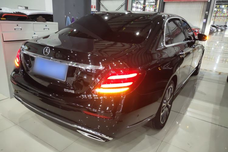 Used Mercedes-Benz E-Class 2019 E 260 L