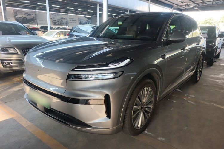 Used ONVO Luxeed L90 2025 Model—Ultra Six-Seater Version