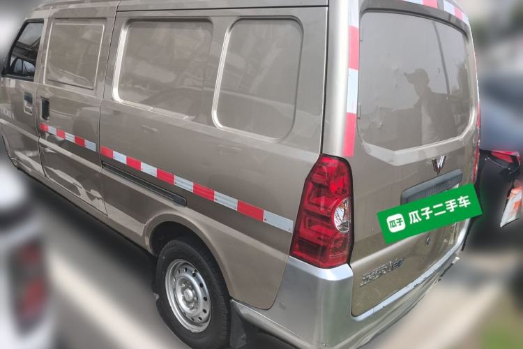 Used Wuling Rongguang EV 2022 Basic Model Enclosed-Window Vehicle with 2 Seats Equipped with Penghui Battery Rear Left 45 Deg