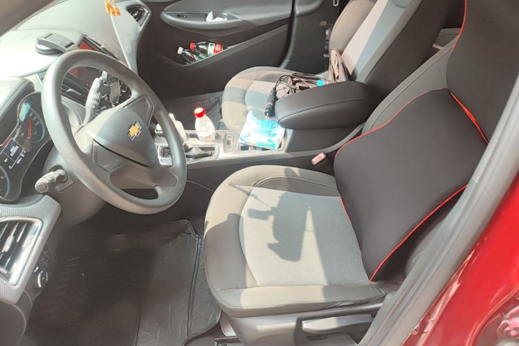 Used Chevrolet Cruze 2017 1.5L Automatic Pioneer Sunroof Edition