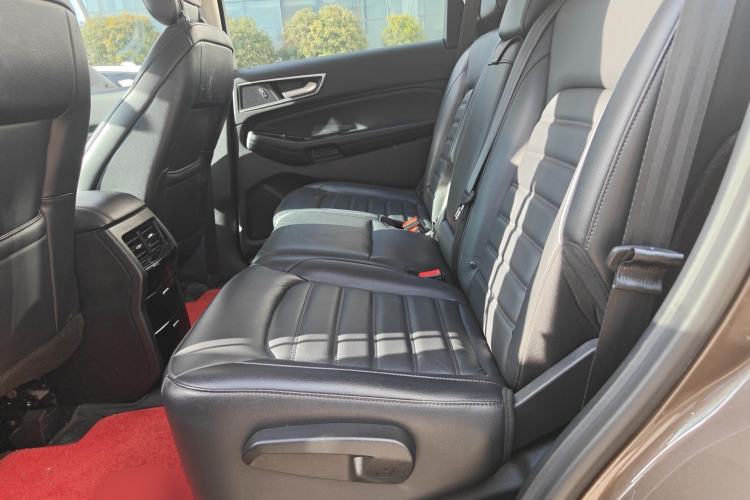 Used Ford Edge 2018 EcoBoost 245 Two-Wheel-Drive Platinum Edition 5 Seats