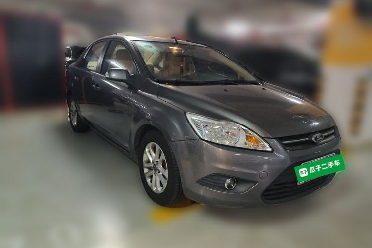 Used Ford Focus 2013 Sedan Classic 1.8L Manual Base Model