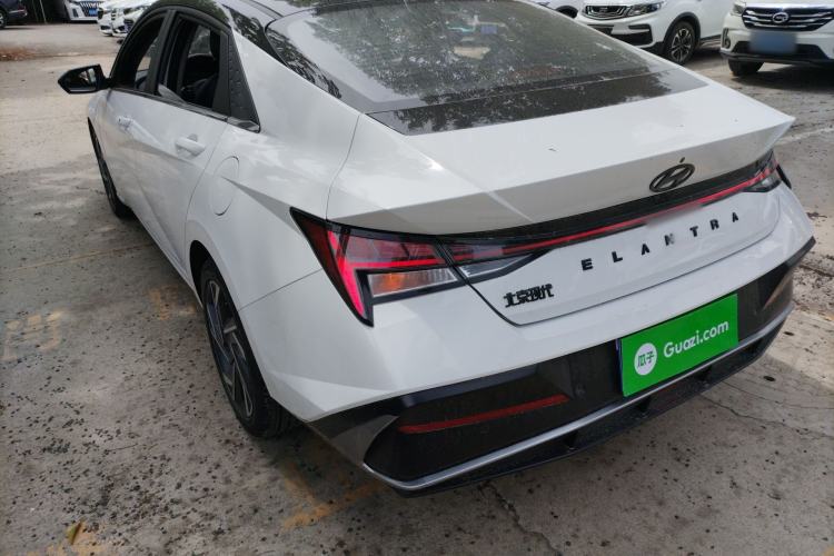 Used Hyundai Elantra 2023 1.5L CVT LUX Prestige Edition Exterior 2