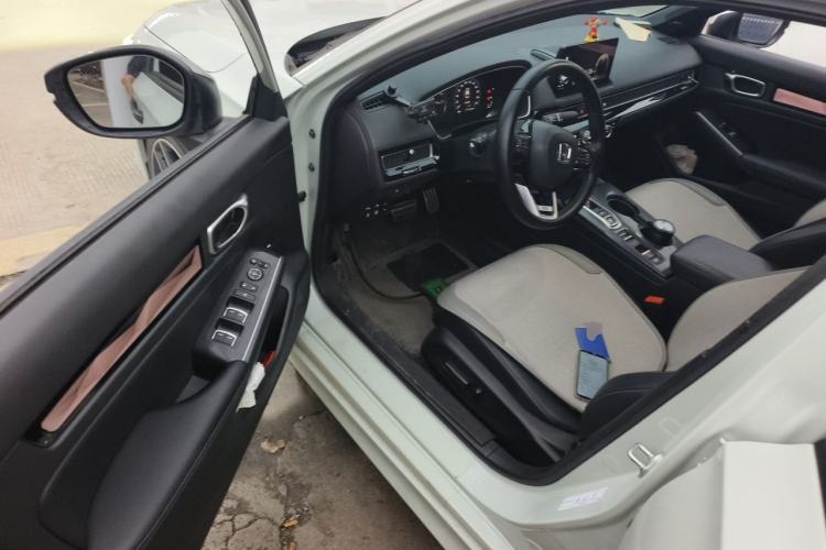 Used Honda Civic 2023 2.0L eHEV Swift Edition Driver Seat