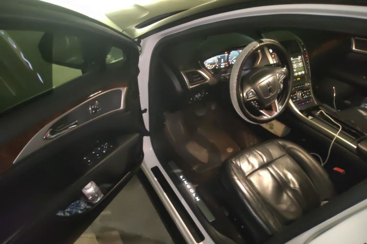 Used Lincoln MKZ 2017 2.0T Luxury Edition
