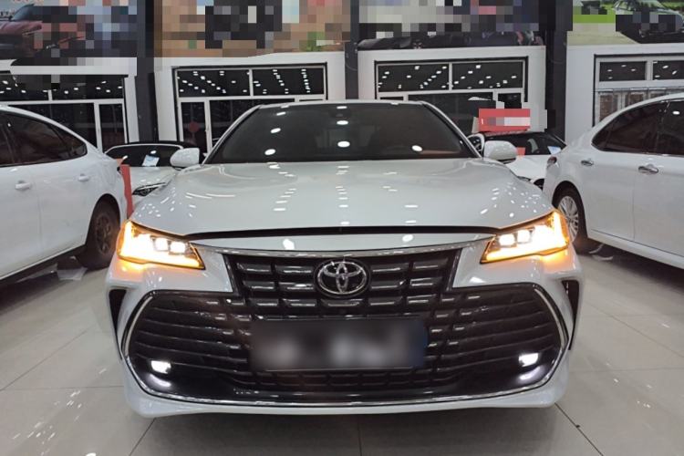 Used Toyota Avalon 2022 2.0L XLE Premium Edition Front