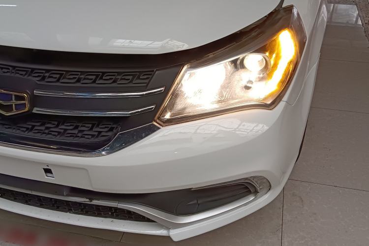 Used Geely Auto Diamond 2016 1.5L Manual Elite Version China IV Standard