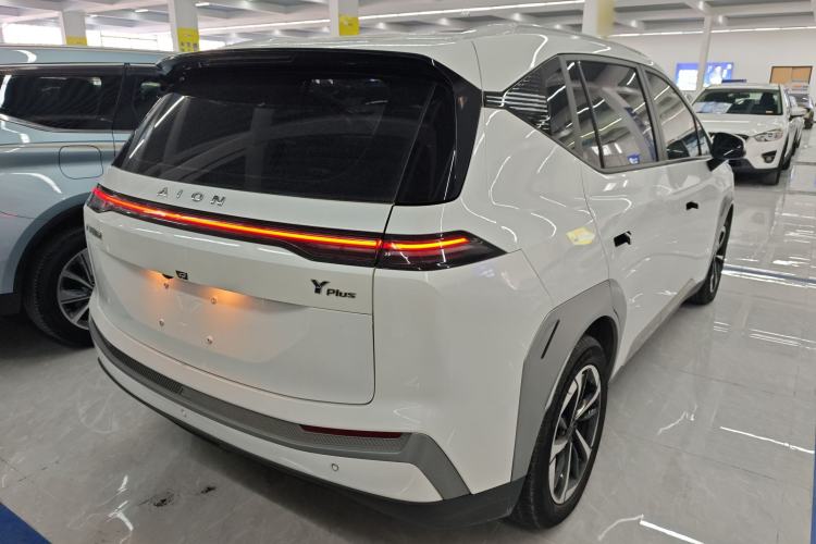 Used AION Y 2023 Plus 510 Smart Edition