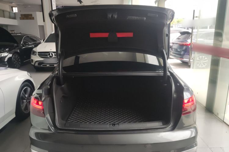 Used Audi A4L 2024 40 TFSI Fashion Dynamic Model