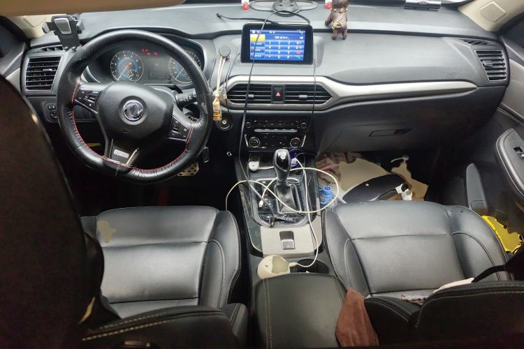 Used Dongfeng Fengon S560 2018 1.8L CVT Elite Model 7 Seats
