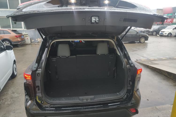 Used Toyota Highlander 2023 2.5L Smart Electric Hybrid Dual-Engine 4x4 Elite Edition 7 Seats
