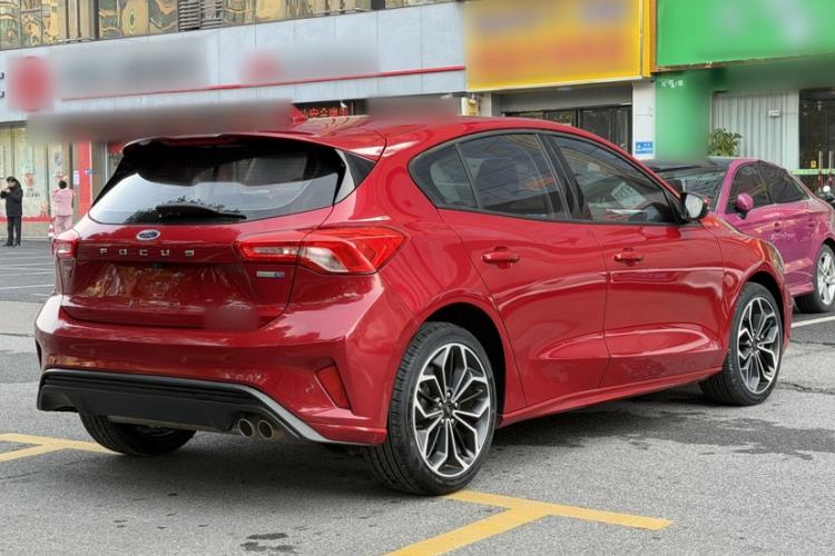 Used Ford Focus 2021 Hatchback EcoBoost 180 Automatic Titanium Edition