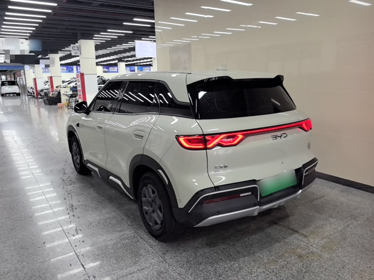 BYD Yuan UP 2025 Intelligent Driving Version 401 KM Dynamic Edition — снимка 4