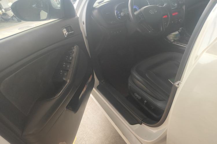 Used Kia K5 2012 2.0L Automatic DLX