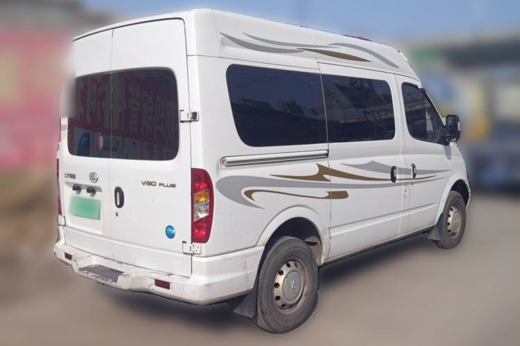 Used SAIC MAXUS Xintu V80 2021 2.0T PLUS Manual Aoyuntong Short Wheelbase Mid-Roof 5/6-Seater
