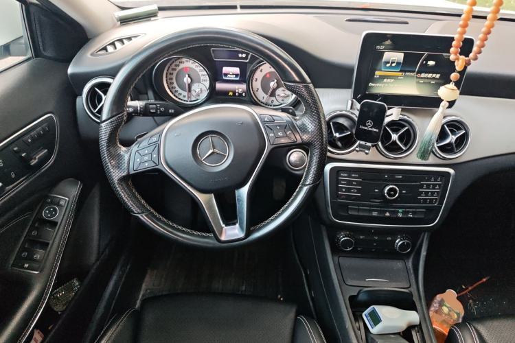 Used Mercedes-Benz GLA 2016 GLA 200 Sport Edition Steering Wheel