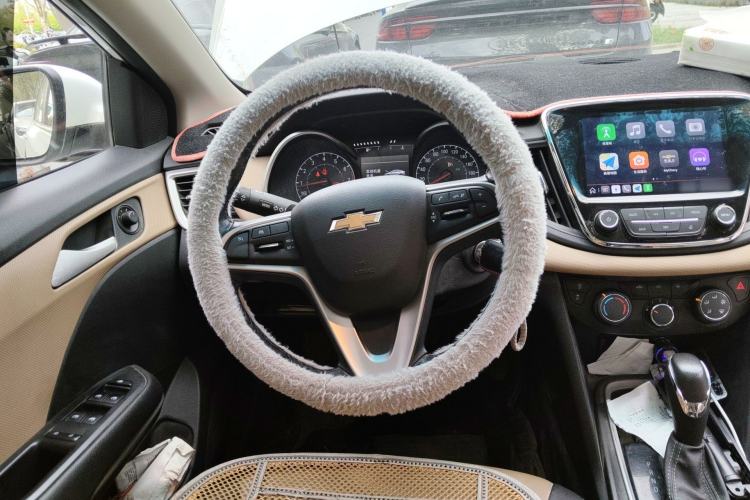 Used Chevrolet Monza 2022 320 Automatic Enjoyment Sunroof Version Steering Wheel