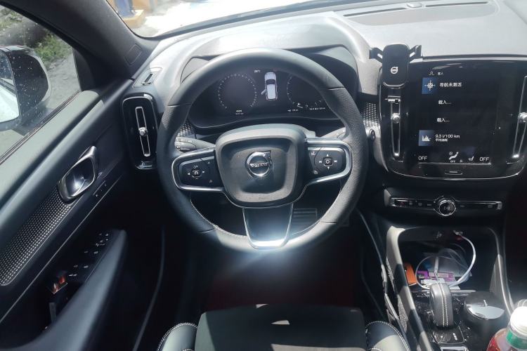 Used Volvo XC40 2021 T4 Four-Wheel Drive Smart & Sporty Edition Steering Wheel