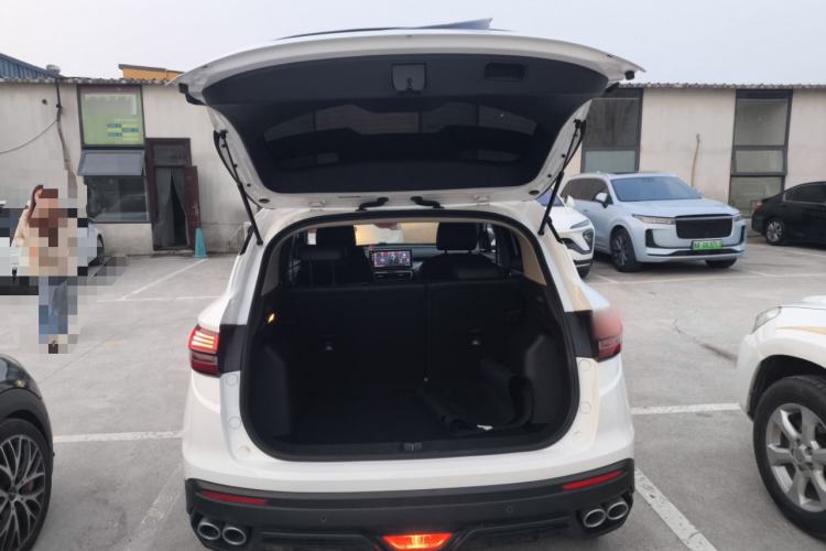 Used Geely Auto Coolray 2023 1.5T DCT Platinum Edition
