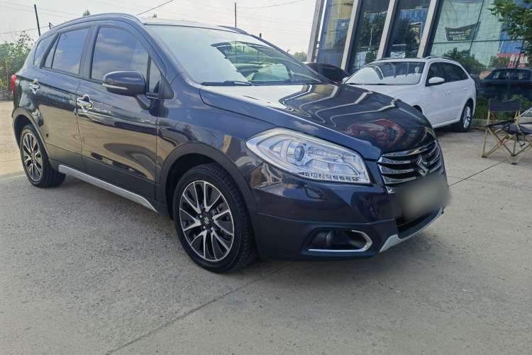 Used Suzuki S-Cross 2014 1.6L CVT Four-Wheel Drive Luxury Version
