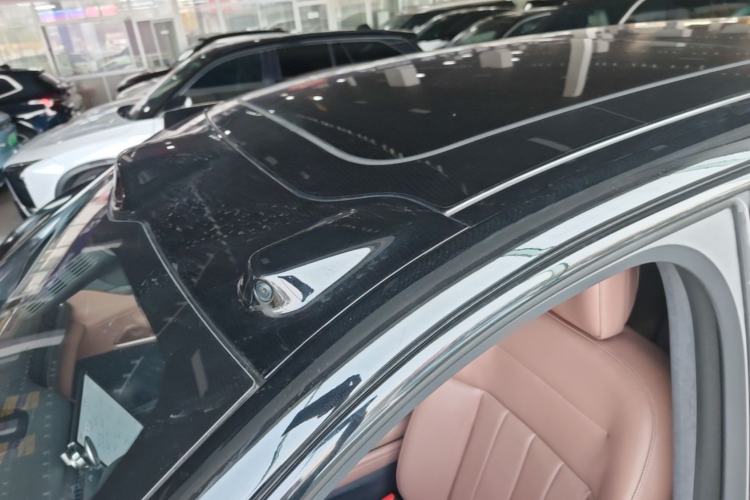 Used Nio ES8 2023 75 kWh Executive Edition Roof