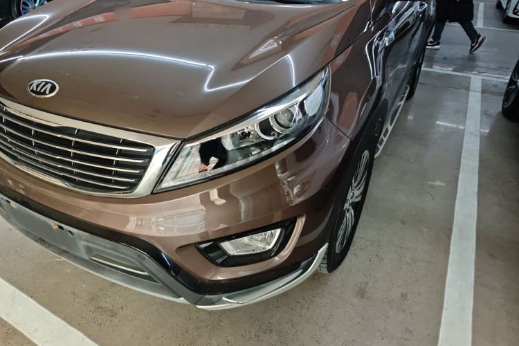 Used Kia Sportage R 2015 2.0L Automatic Two-Wheel Drive DLX Model
