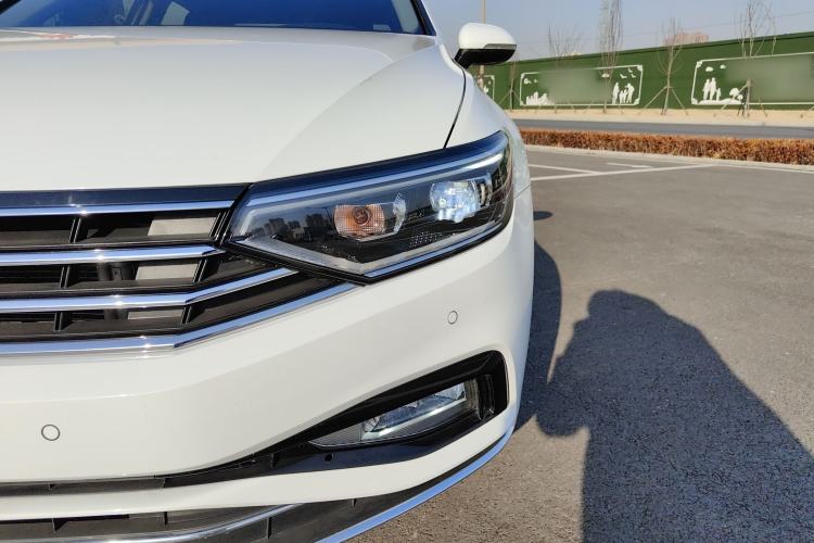 Used Volkswagen Magotan 2020 330TSI DSG Luxury Edition