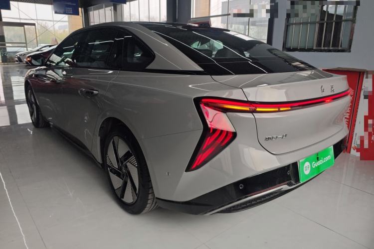 Used Hongqi EH7 2025 640 All-Wheel Drive Smart Selection Edition Exterior 2