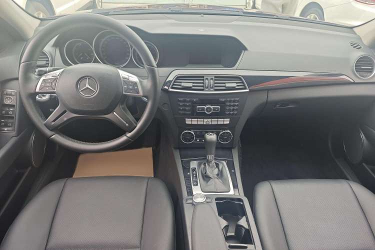 Used Mercedes-Benz C-Class 2013 C 180 Classic Grand Edition
