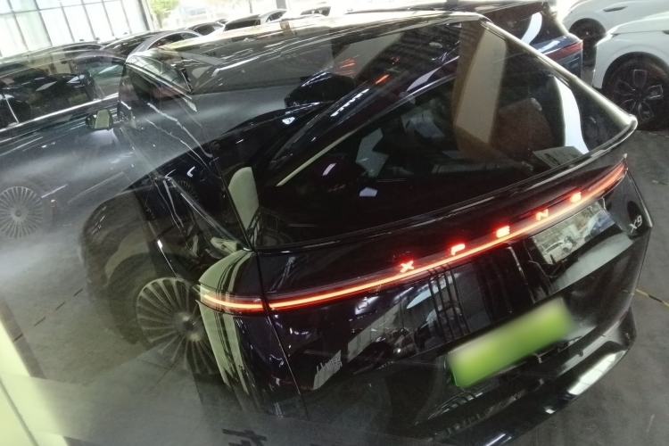 Used XPeng X9 2024 702 Ultra-Long Range Max Rear Left 45 Deg