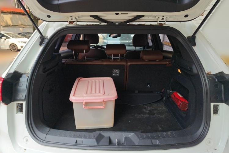 Used Haval H6 2017 Blue Label 2.0T Automatic Two-Wheel Drive Smart Edition Trunk