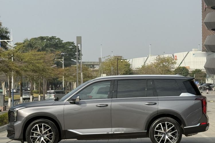 Used GAC Trumpchi GS8 2022 Linghang Series 2.0 TGDI Two-Wheel Drive Luxury Smart Connectivity Version (6 Seats)
