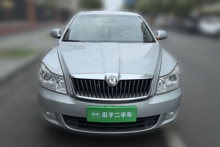 Used Skoda Octavia 2012 1.6L Manual Eado Edition