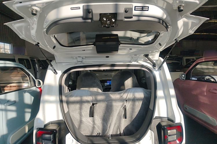 Used Geely Galaxy Panda 2024 Panda Mini 200km Endurance Bear
