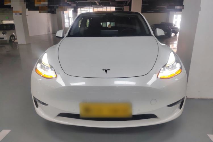 Used Tesla Model Y 2021 Long-Range All-Wheel-Drive Version
