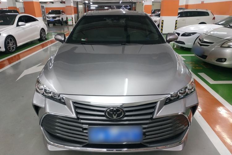 Used Toyota Avalon 2019 2.0L Luxury Edition China VI Standard Front
