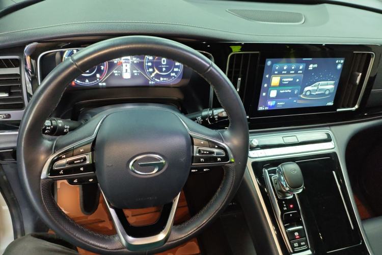 Used GAC Trumpchi M8 2021 Master Series 390T Ultimate Edition Center Console