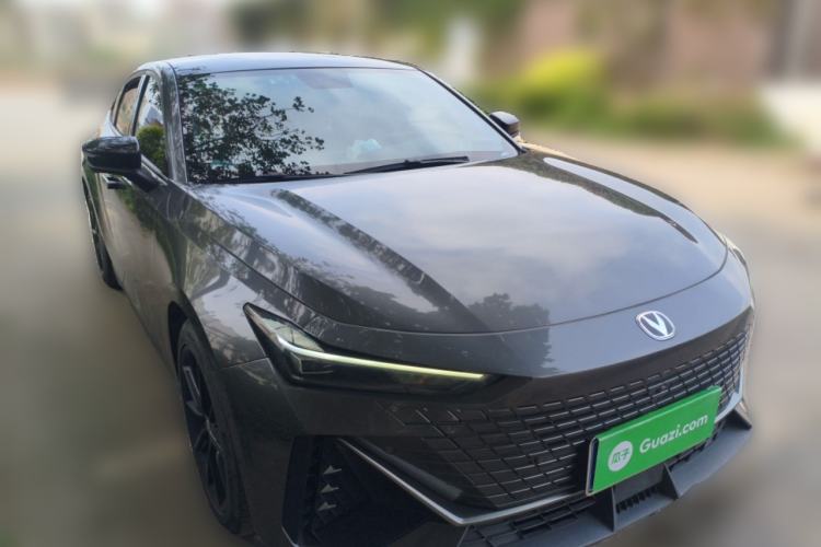 Used CHANGAN UNI-V 2022 1.5T Prestige Version
